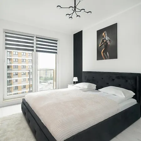 Apartment Wyjatkowy I Nowoczesny Z Balkonem I Parkingiem By Renters Posen