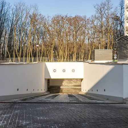 Wyjatkowy I Nowoczesny Z Balkonem I Parkingiem By Renters