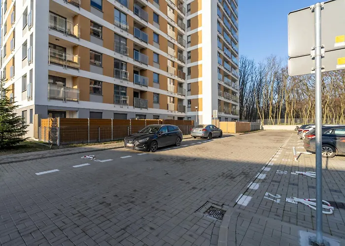 Wyjatkowy I Nowoczesny Z Balkonem I Parkingiem By Renters Apartment Posen
