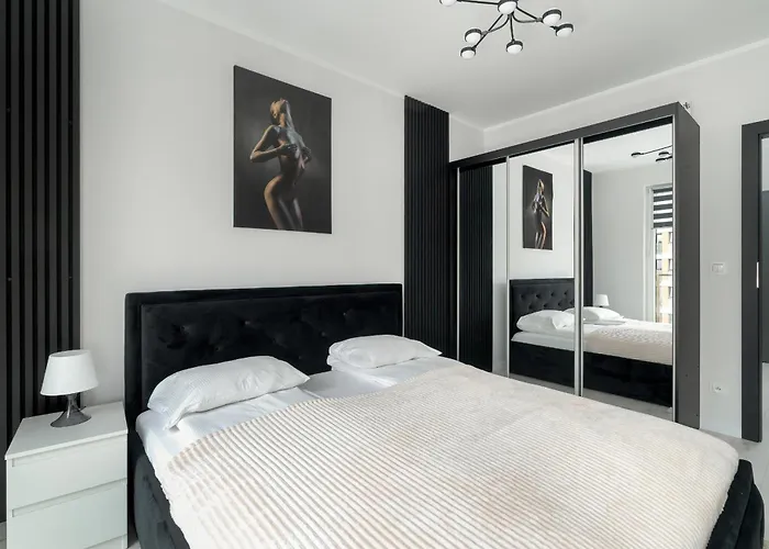 Wyjatkowy I Nowoczesny Z Balkonem I Parkingiem By Renters * Posen