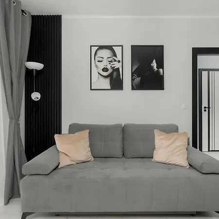 Wyjatkowy I Nowoczesny Z Balkonem I Parkingiem By Renters Daire
