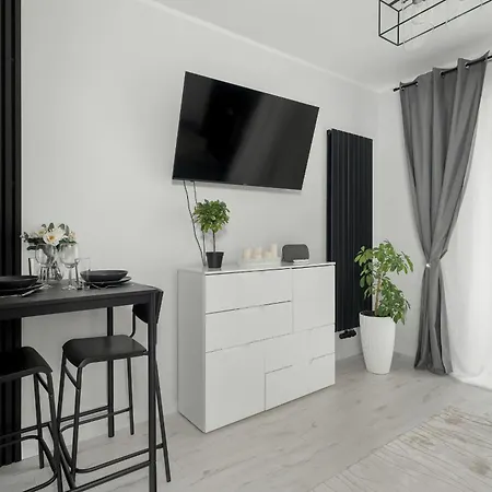 Wyjatkowy I Nowoczesny Z Balkonem I Parkingiem By Renters Daire
